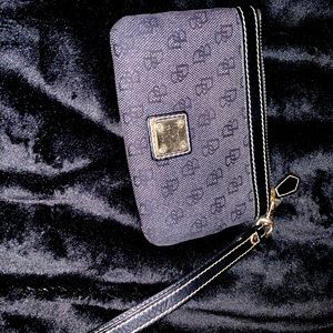 vintage dooney and bourke wristlet